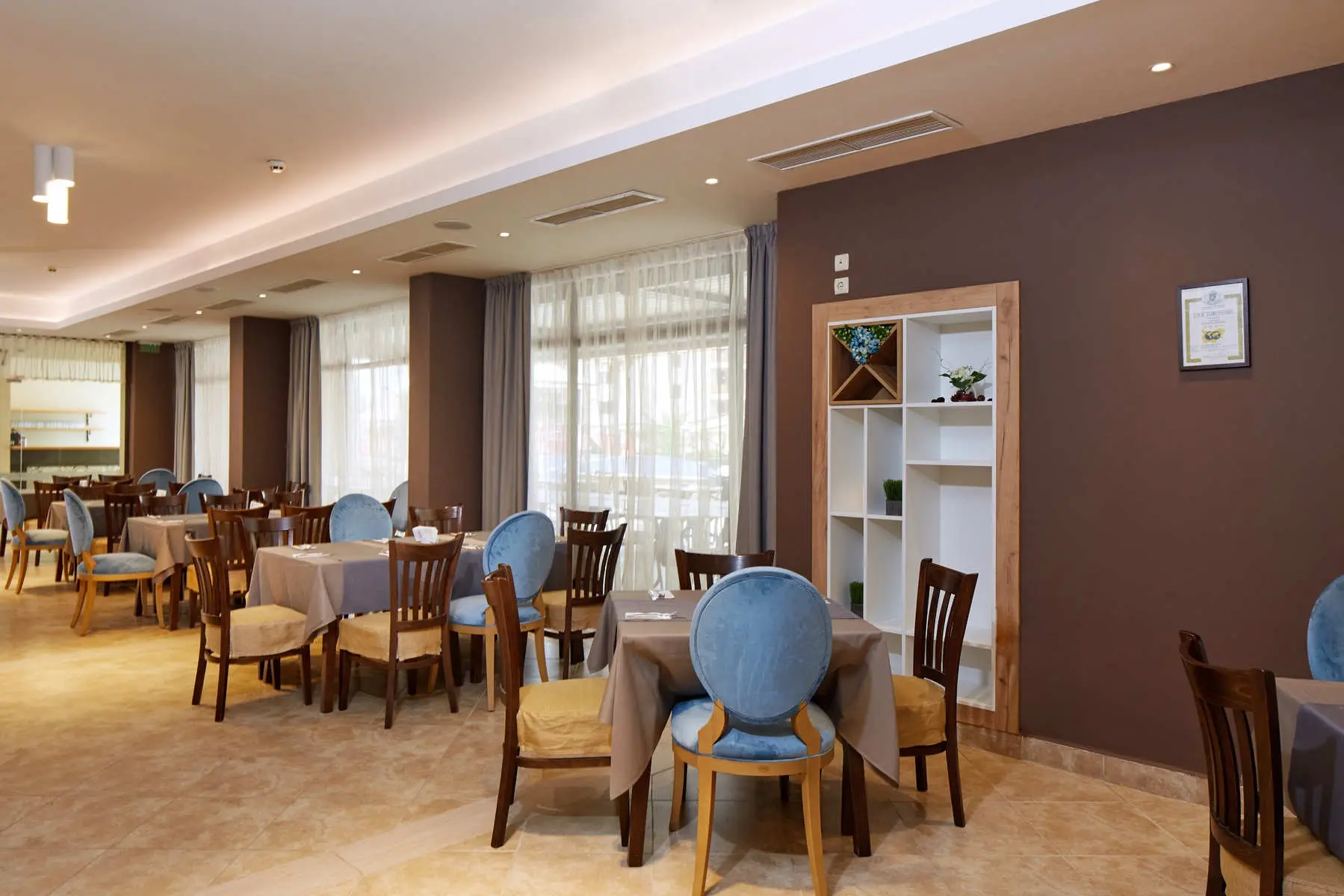 Hotel Nobel — NOBEL