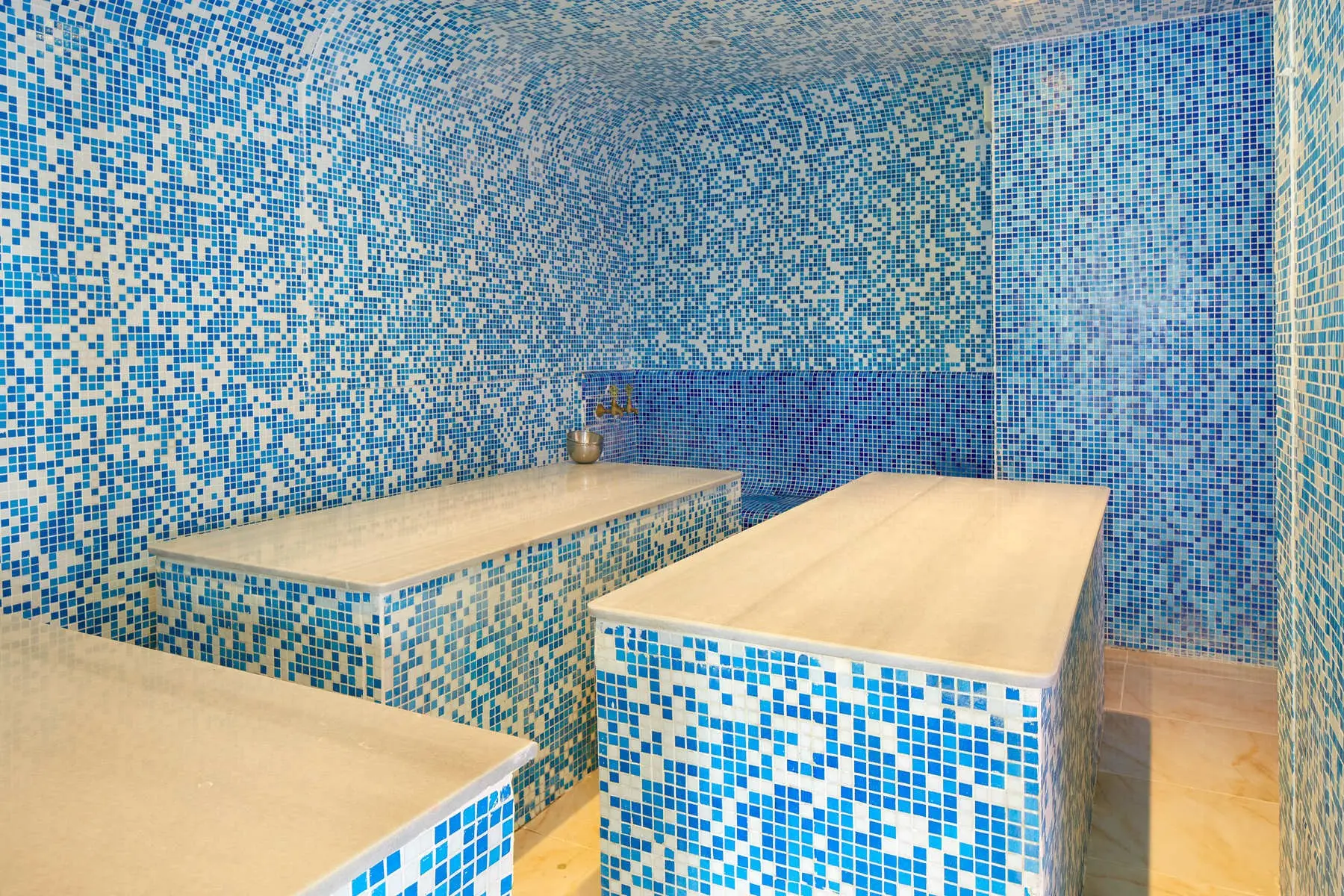 Hotel Nobel — NOBEL