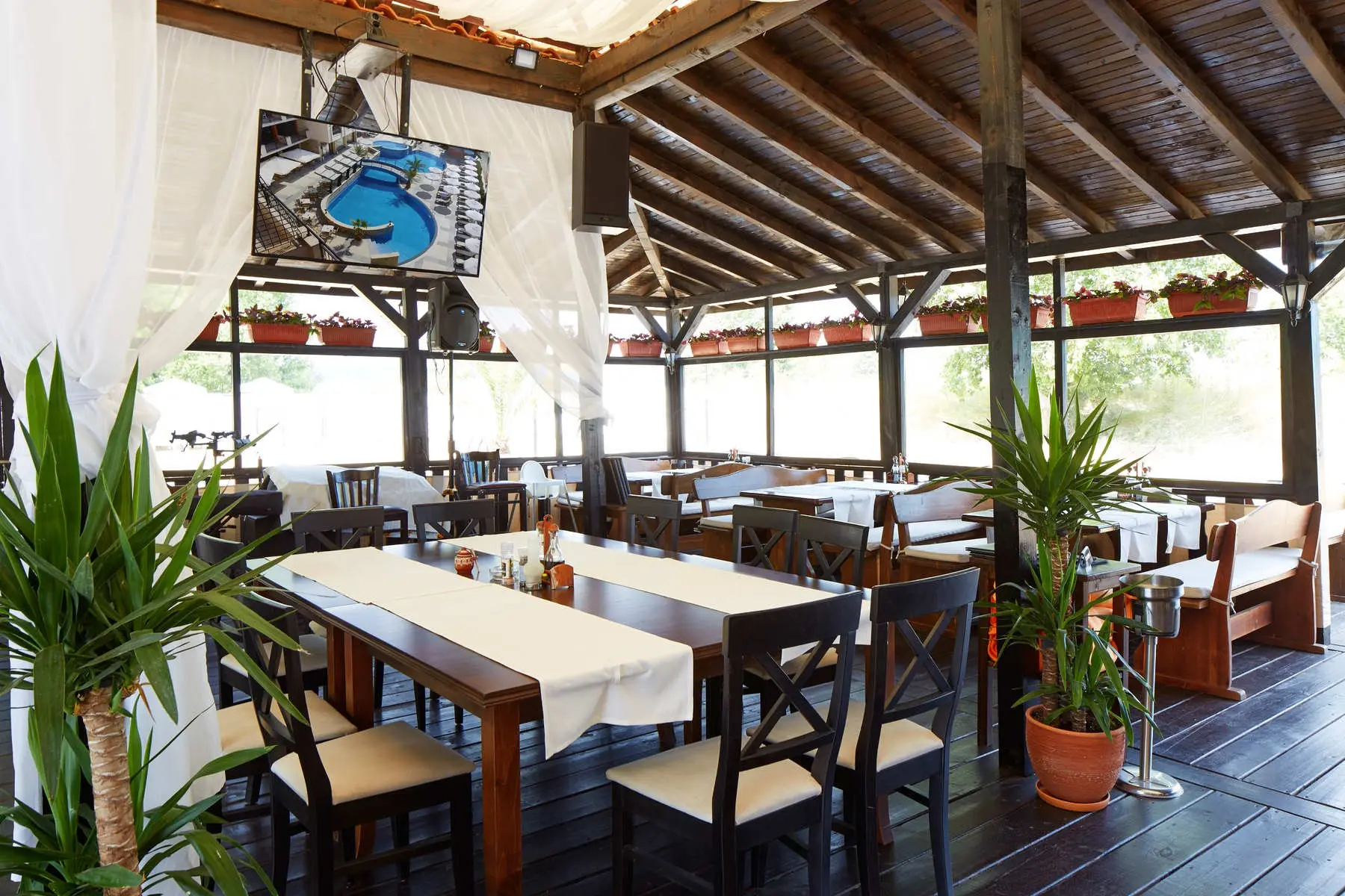 Hotel Nobel — NOBEL