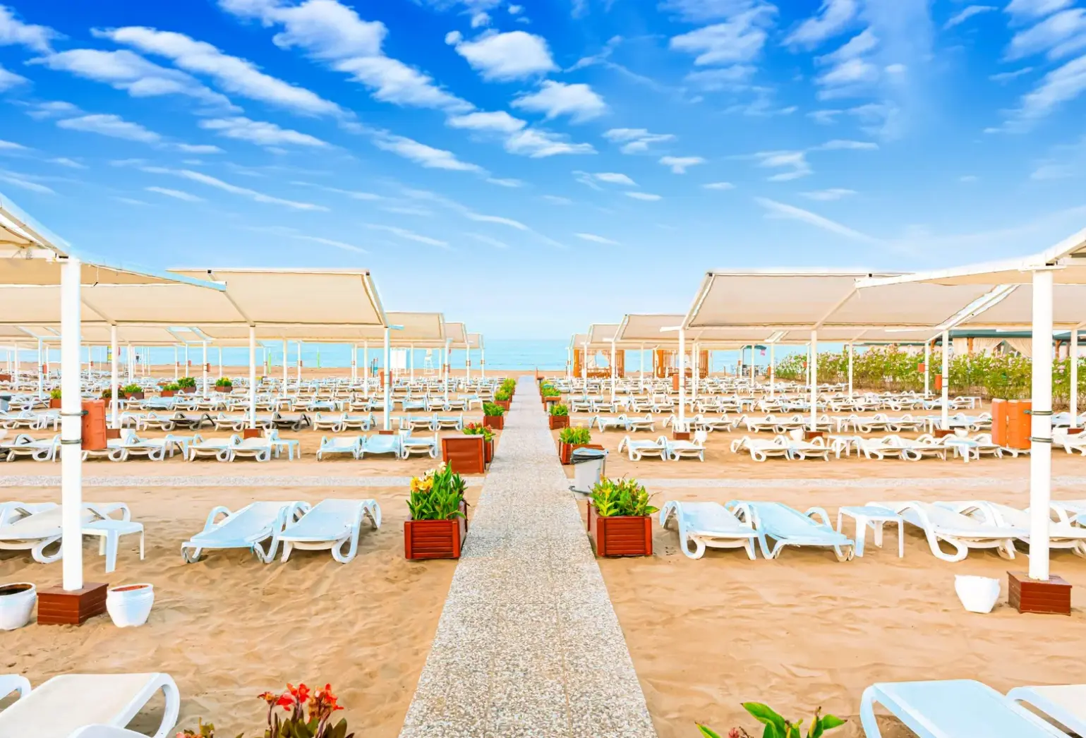 Plaża przy hotelu Hotel Oz Side Premium Hotel