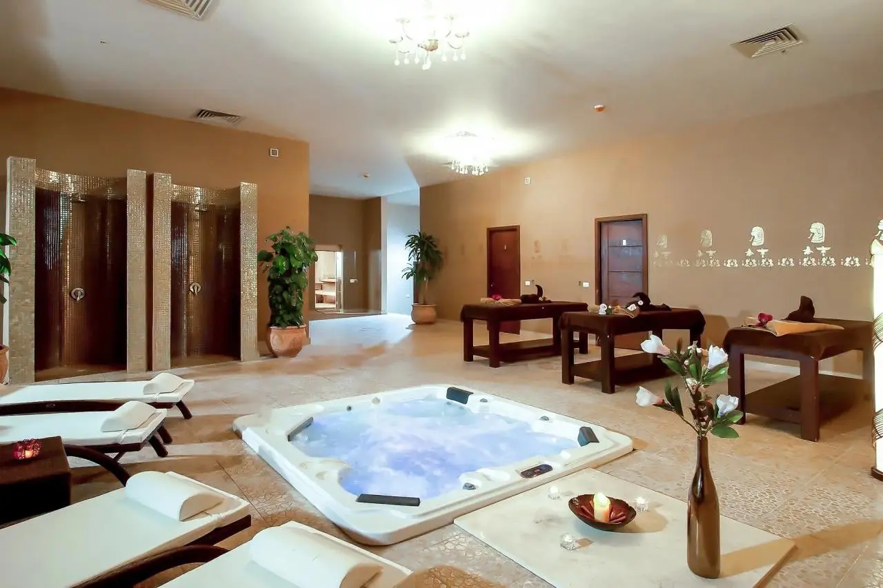 Hotel Regency Plaza Aquapark & Spa — REGENCY PLAZA AQUA PARK & SPA