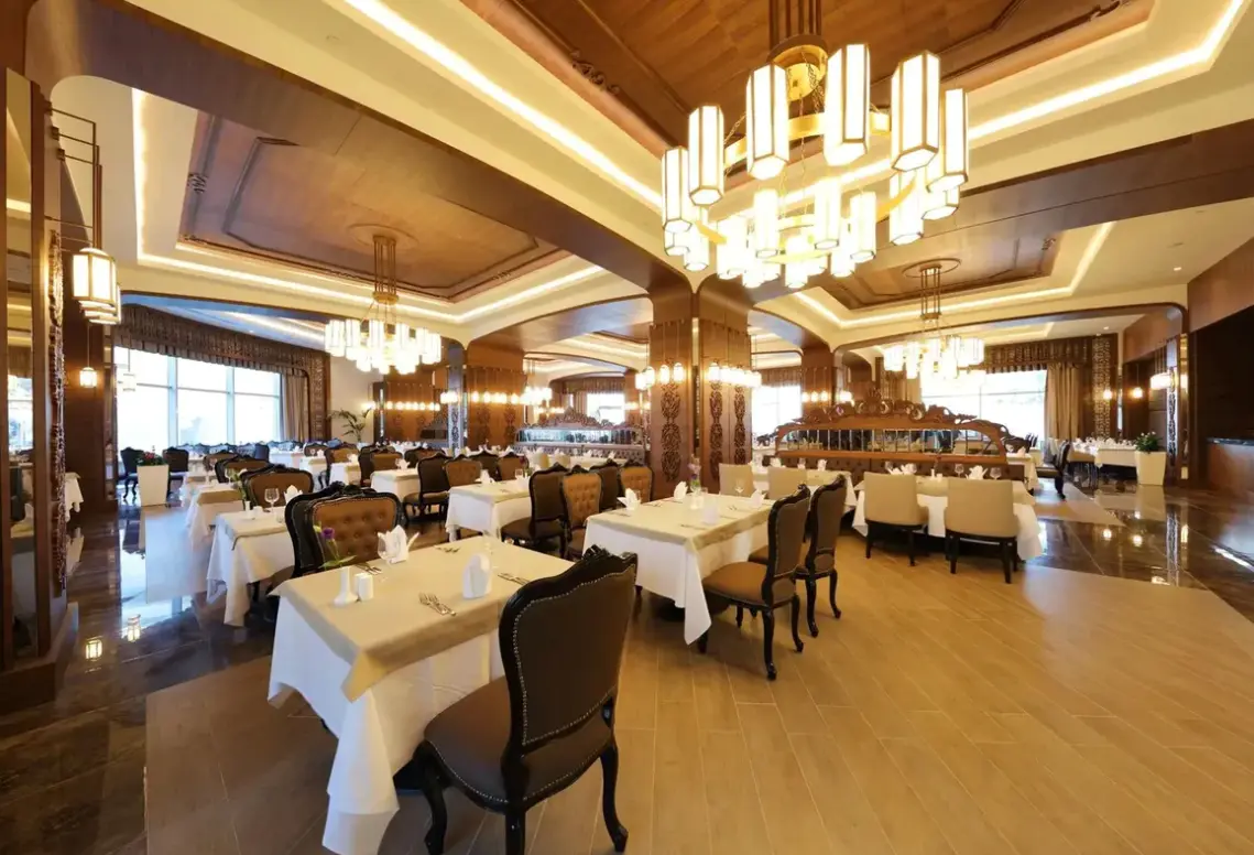 Restauracja i jedzenie w hotelu Hotel Sueno Deluxe Belek