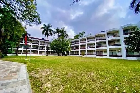 Kenya Bay Beach — KENYA BAY BEACH