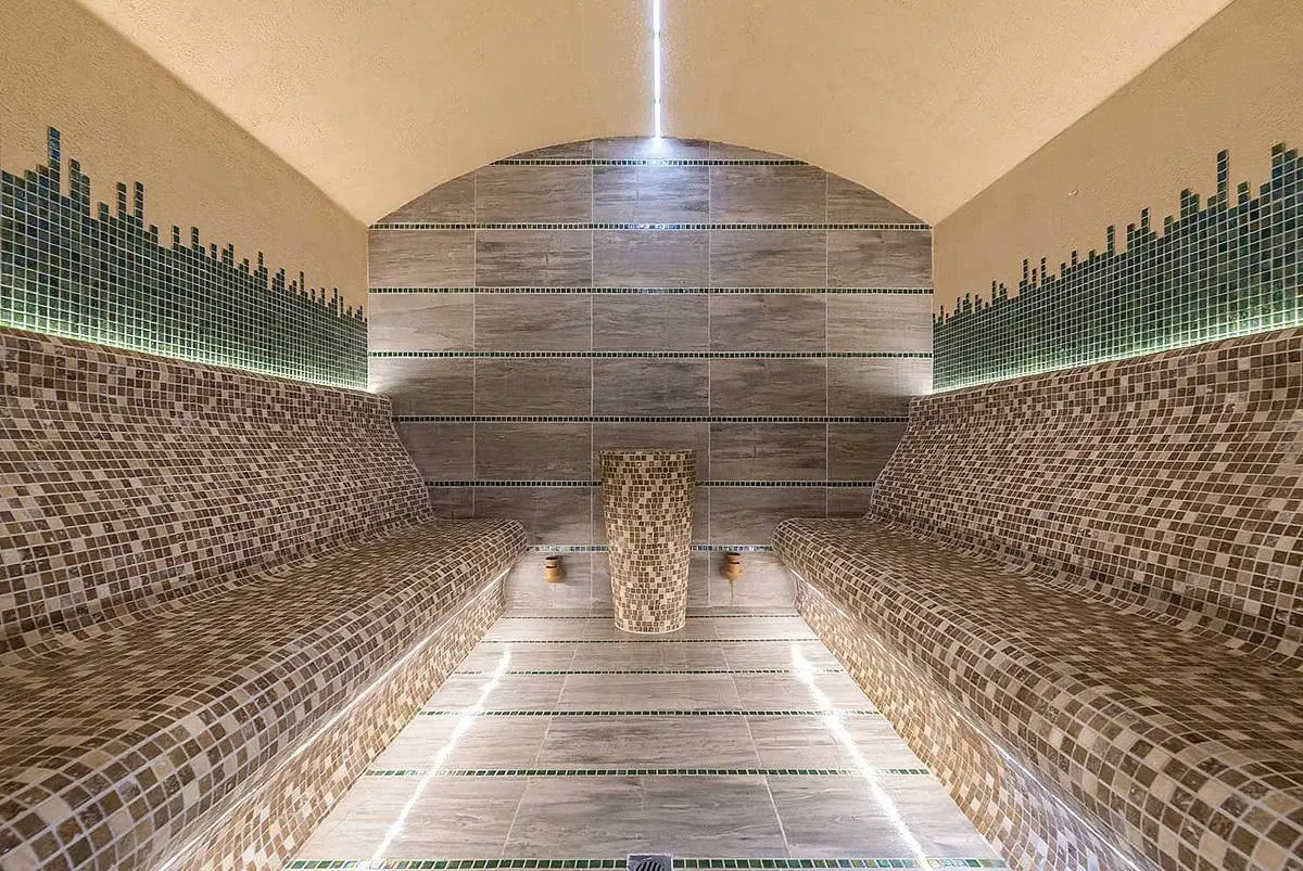 Lion Bansko — LION BANSKO