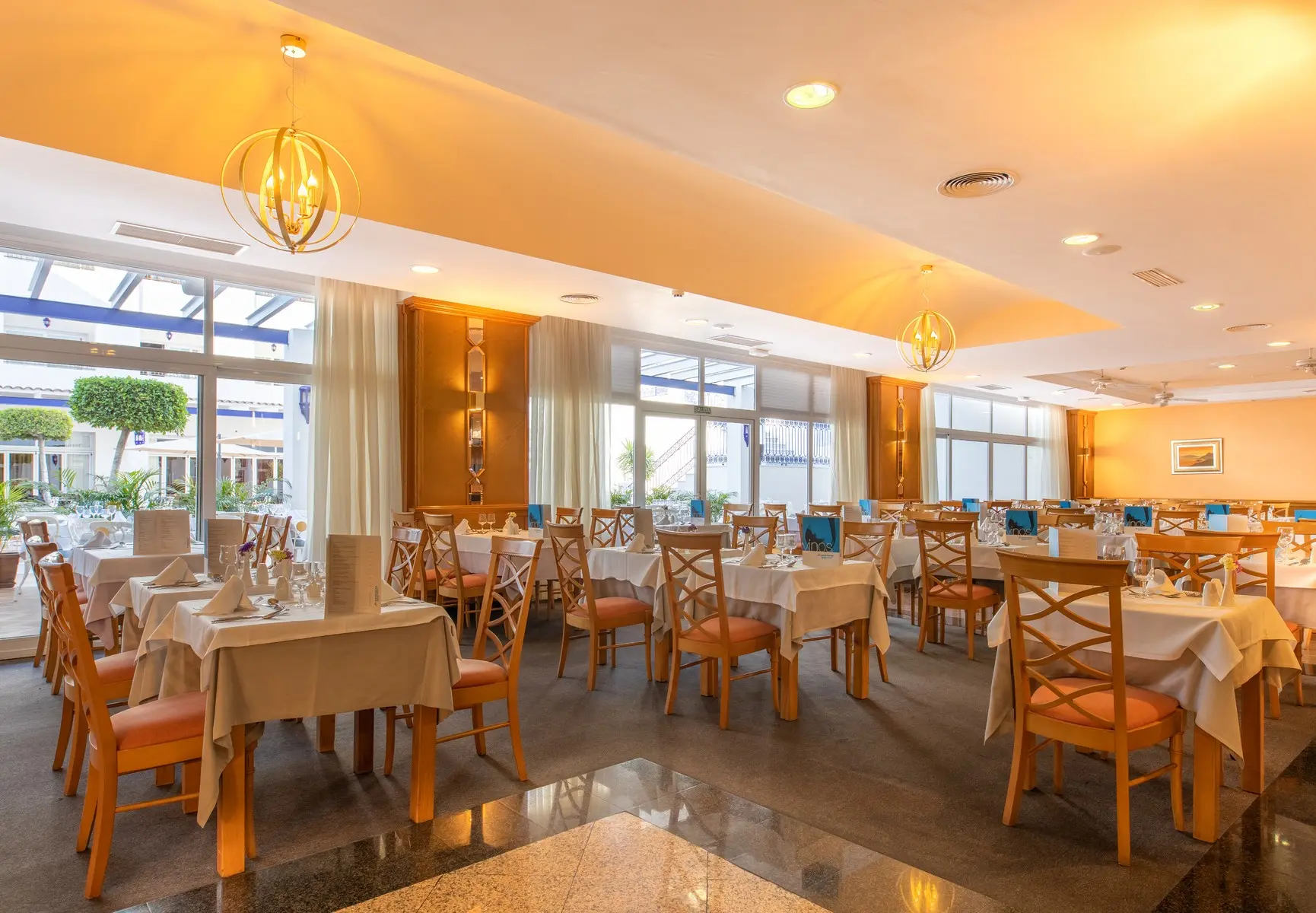 Mac Puerto Marina Benalmádena — MAC PUERTO MARINA