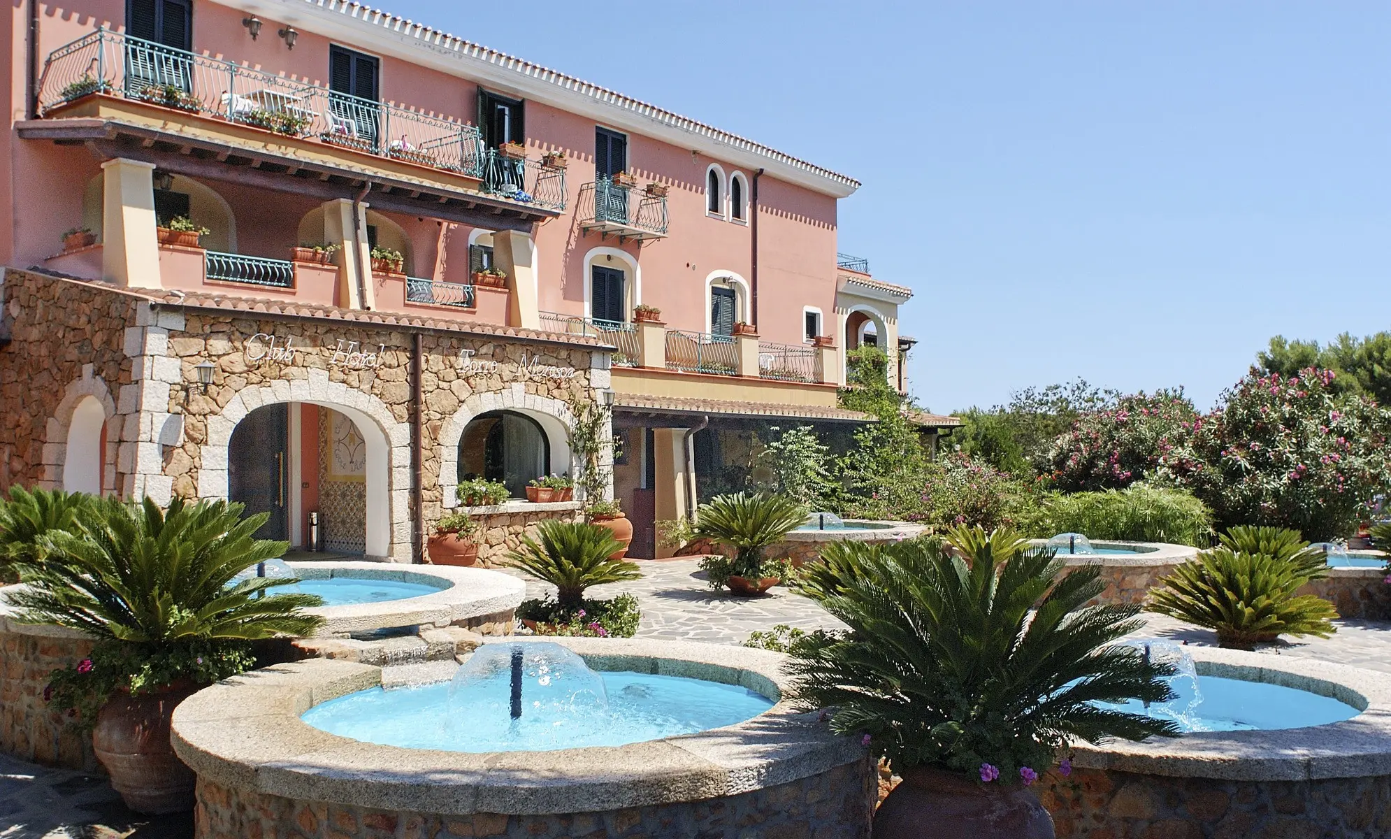 Nicolaus Club Torre Moresca — NICOLAUS CLUB TORRE MORESCA