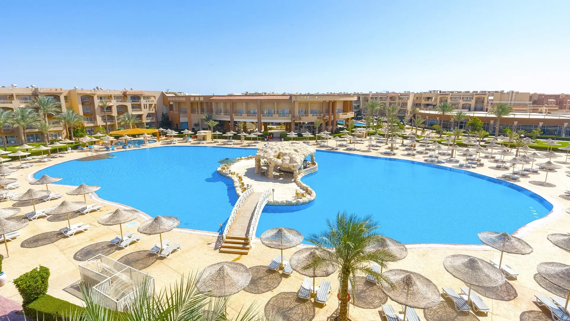 Parrotel Lagoon Waterpark Resort