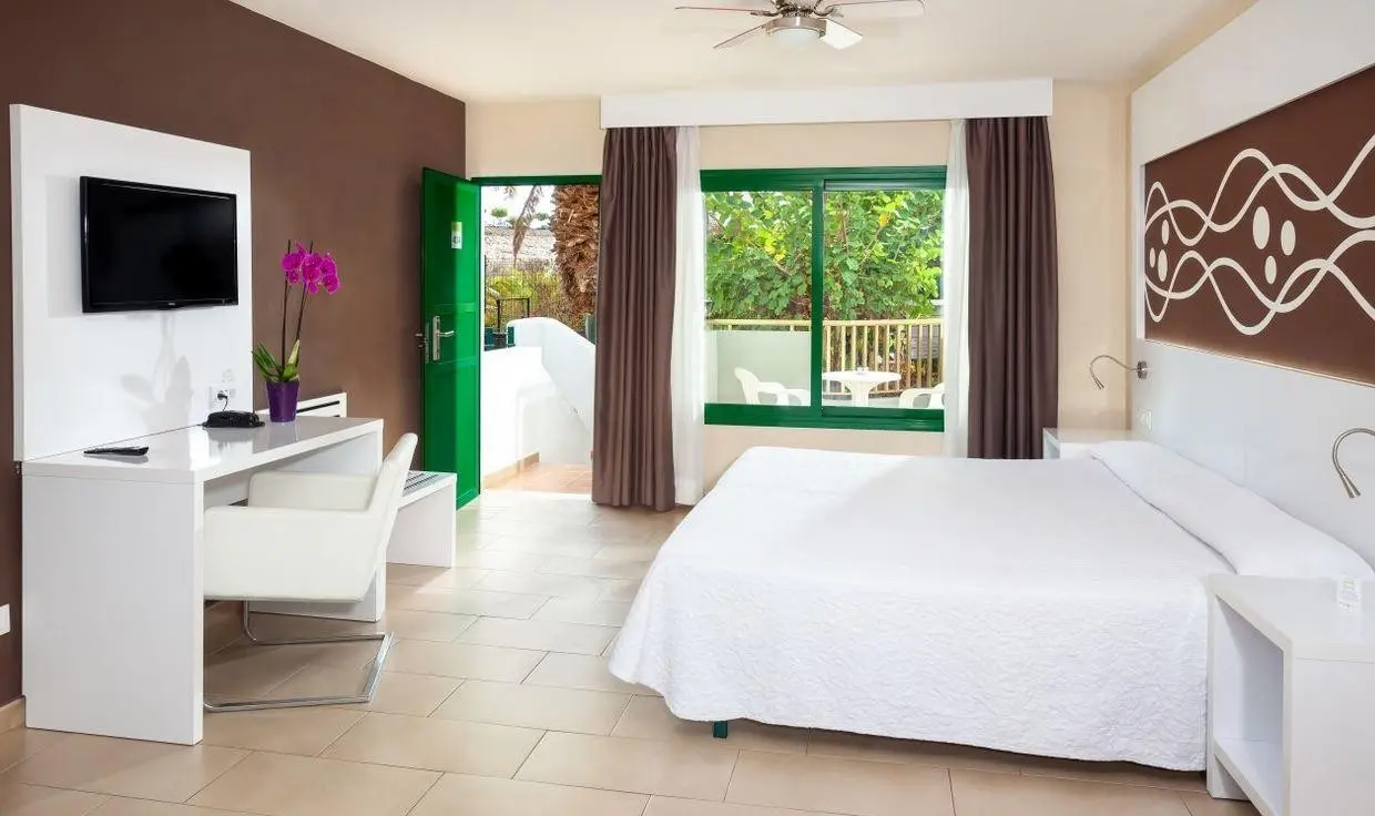 Playaolid Suites & Apartments — PLAYAOLID SUITES & APARTMENTS