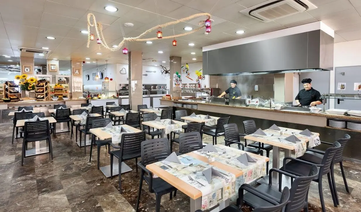 Playaolid Suites & Apartments — PLAYAOLID SUITES & APARTMENTS