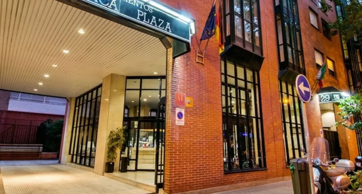 Hotel Plaza Basilica