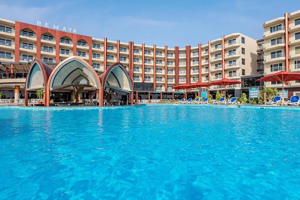 Rewaya Majestic Resort — REWAYA MAJESTIC RESORT