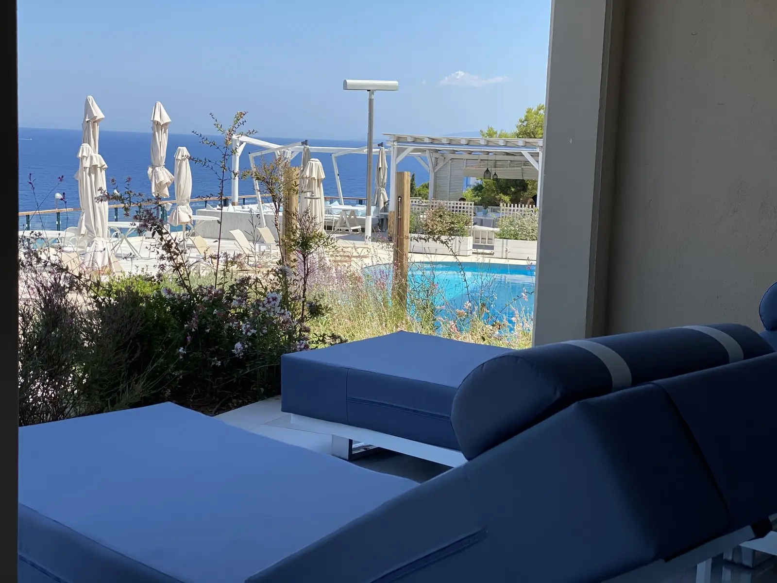 Rigas Boutique — RIGAS BOUTIQUE