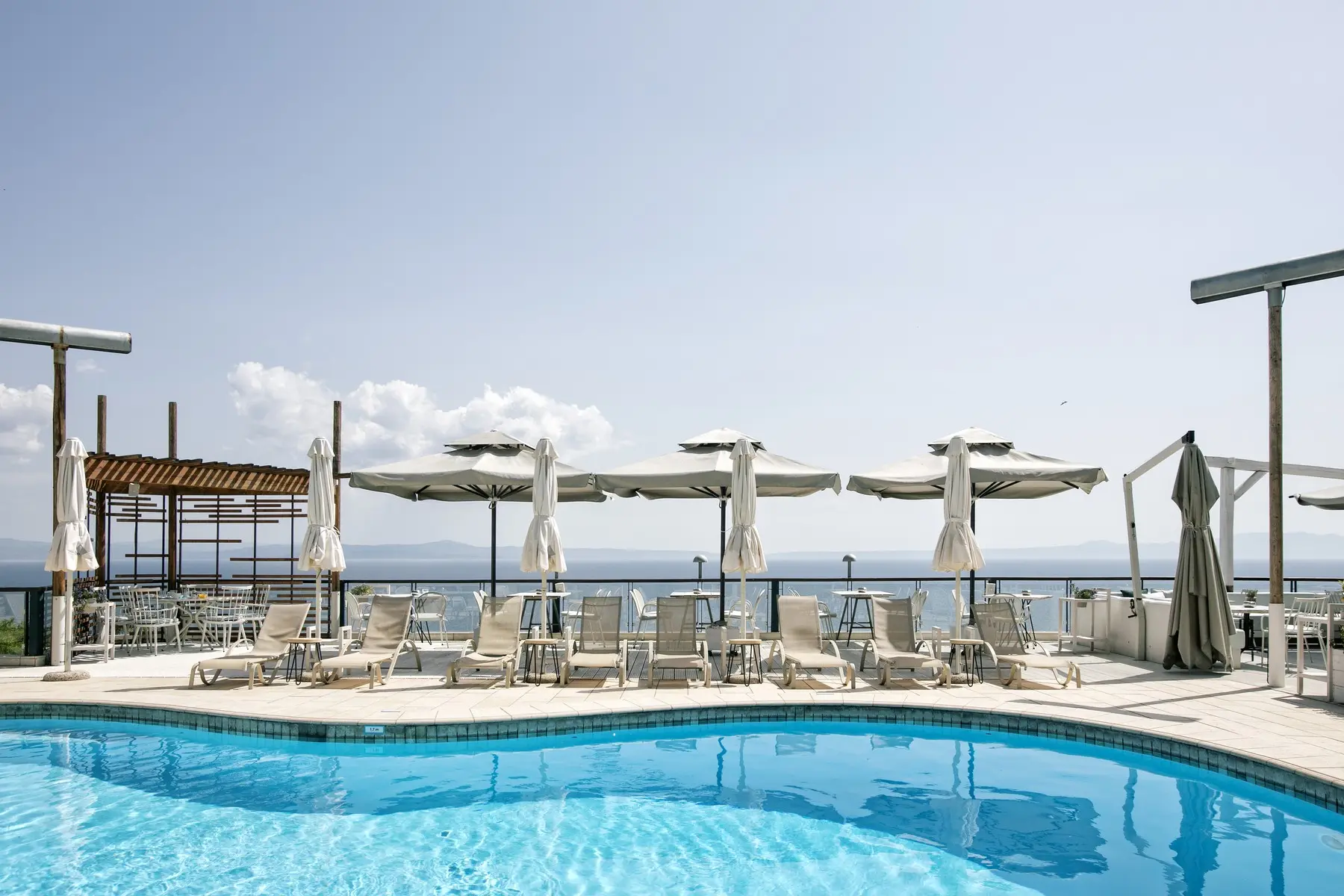 Rigas Boutique — RIGAS BOUTIQUE