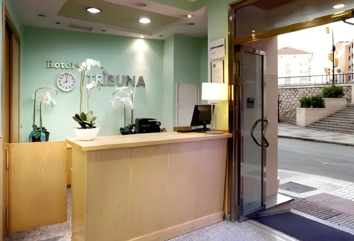 Lobby hotelu Sercotel Tribuna Malaga