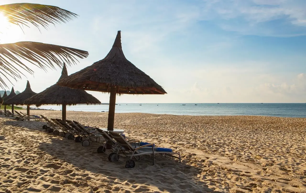 The Cliff Resort & Residences — THE CLIFF RESORT & RESIDENCES