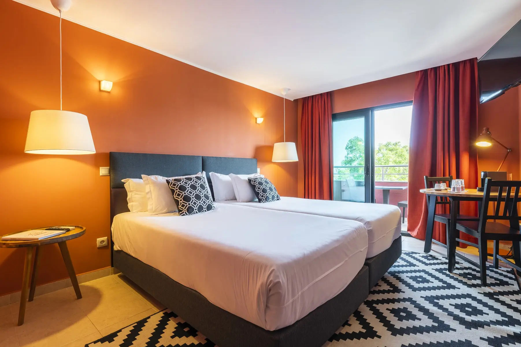 Topazio Vibe Beach Hotel And Apartments — TOPAZIO VIBE BEACH HOTEL AND APARTMENTS