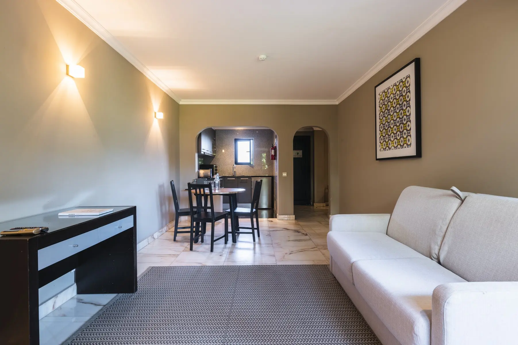 Topazio Vibe Beach Hotel And Apartments — TOPAZIO VIBE BEACH HOTEL AND APARTMENTS