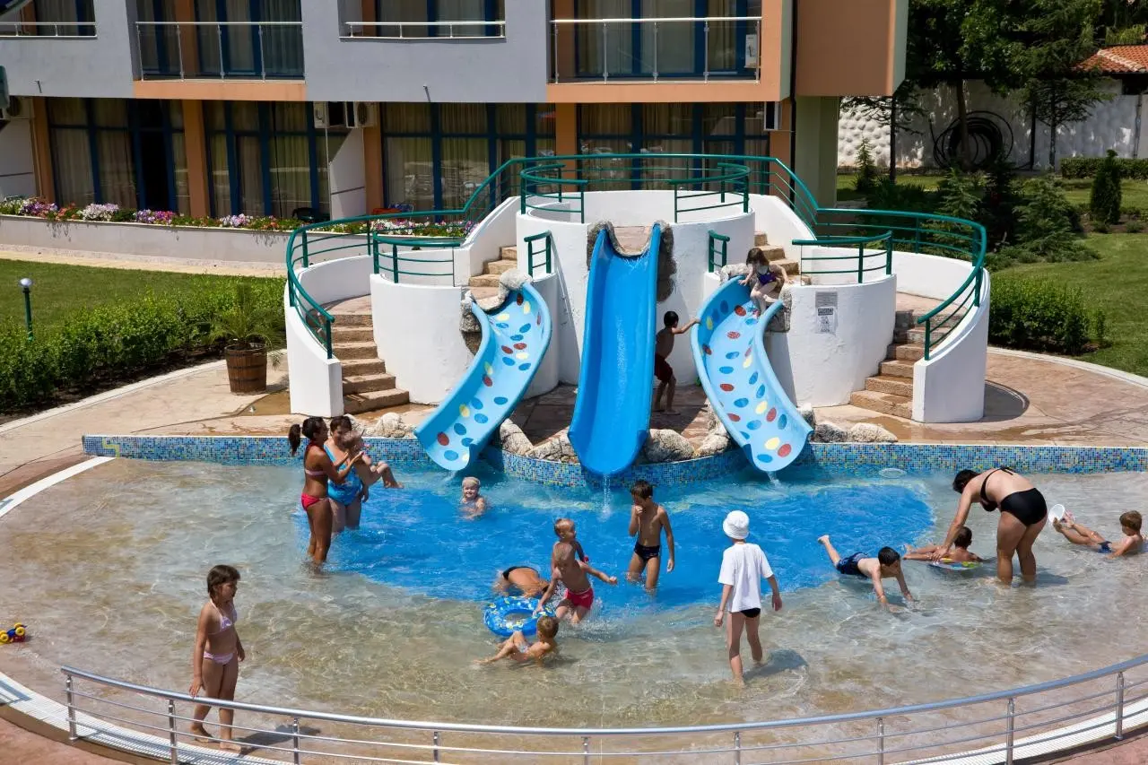 Trakia Plaza Hotel And Apartments — TRAKIA PLAZA HOTEL AND APARTMENTS