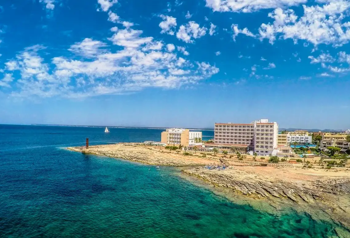 Plaża przy hotelu Universal Romantica