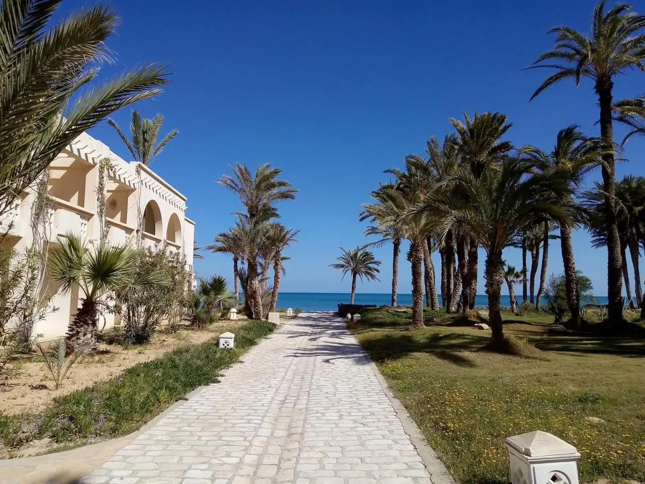 Zita Beach Resort — ZITA BEACH RESORT