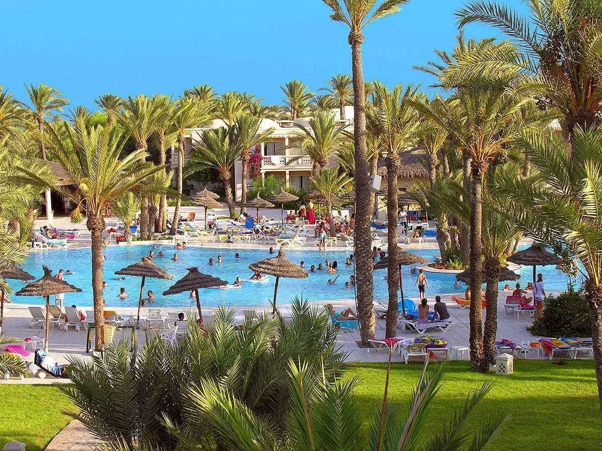 Zita Beach Resort — ZITA BEACH RESORT