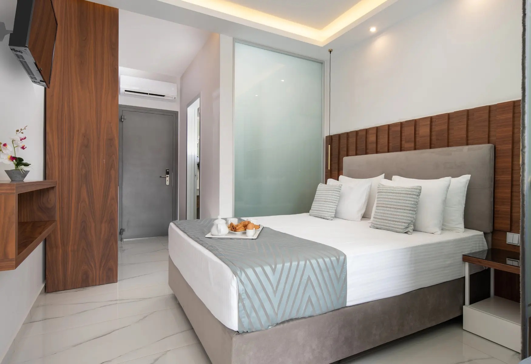 4U Boutique — 4U BOUTIQUE