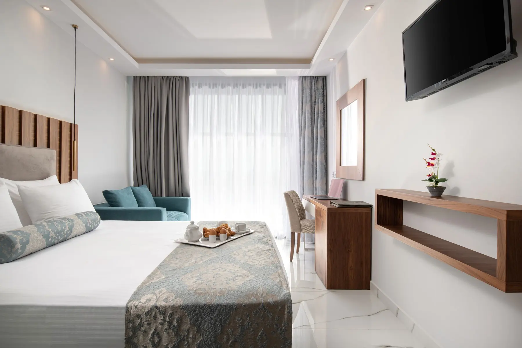 4U Boutique — 4U BOUTIQUE