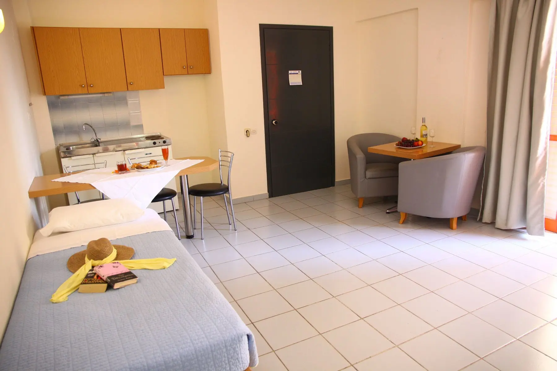 Pokój w hotelu Acropolis Apts