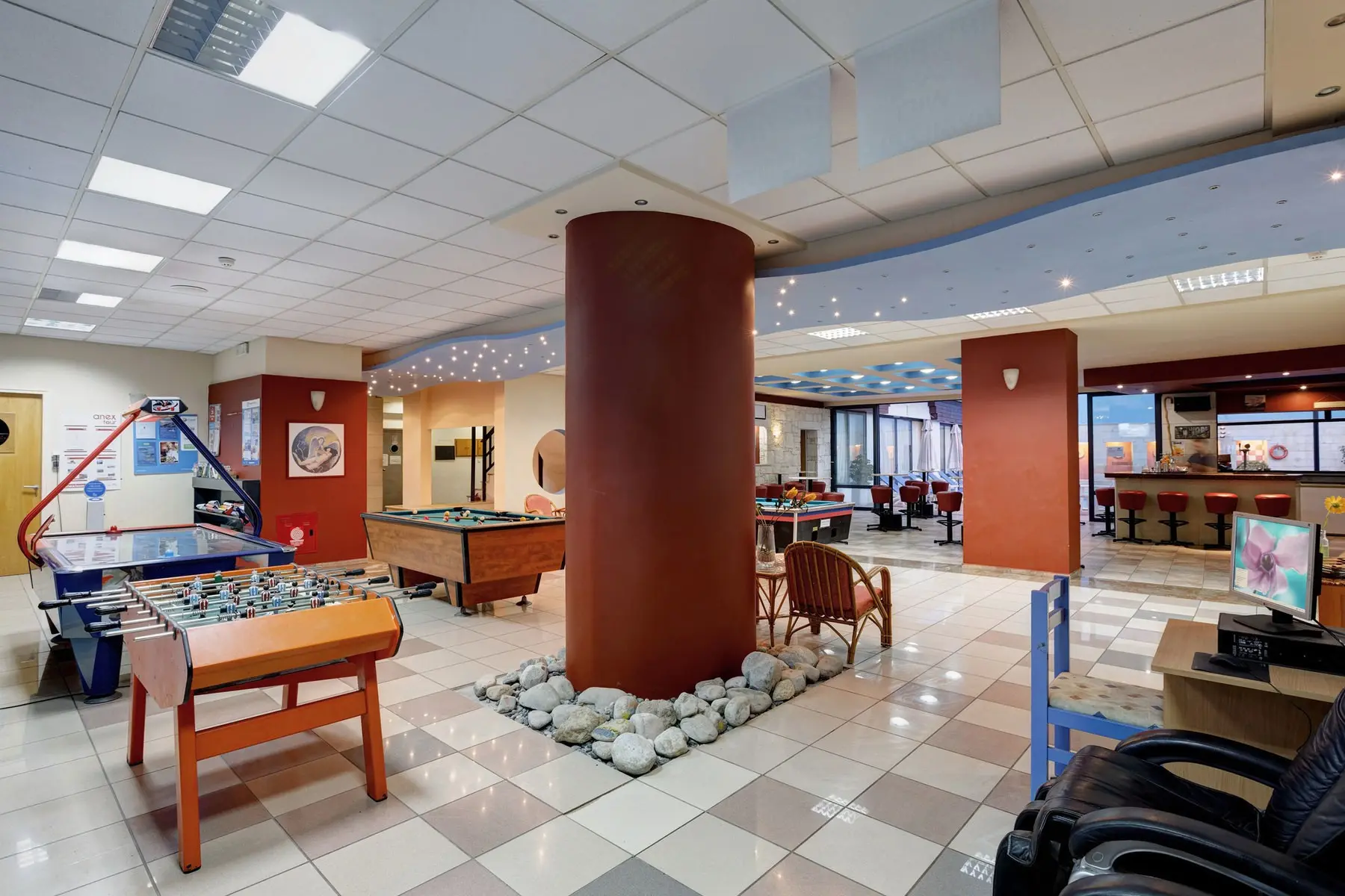 Agrabella Hotel — AGRABELLA