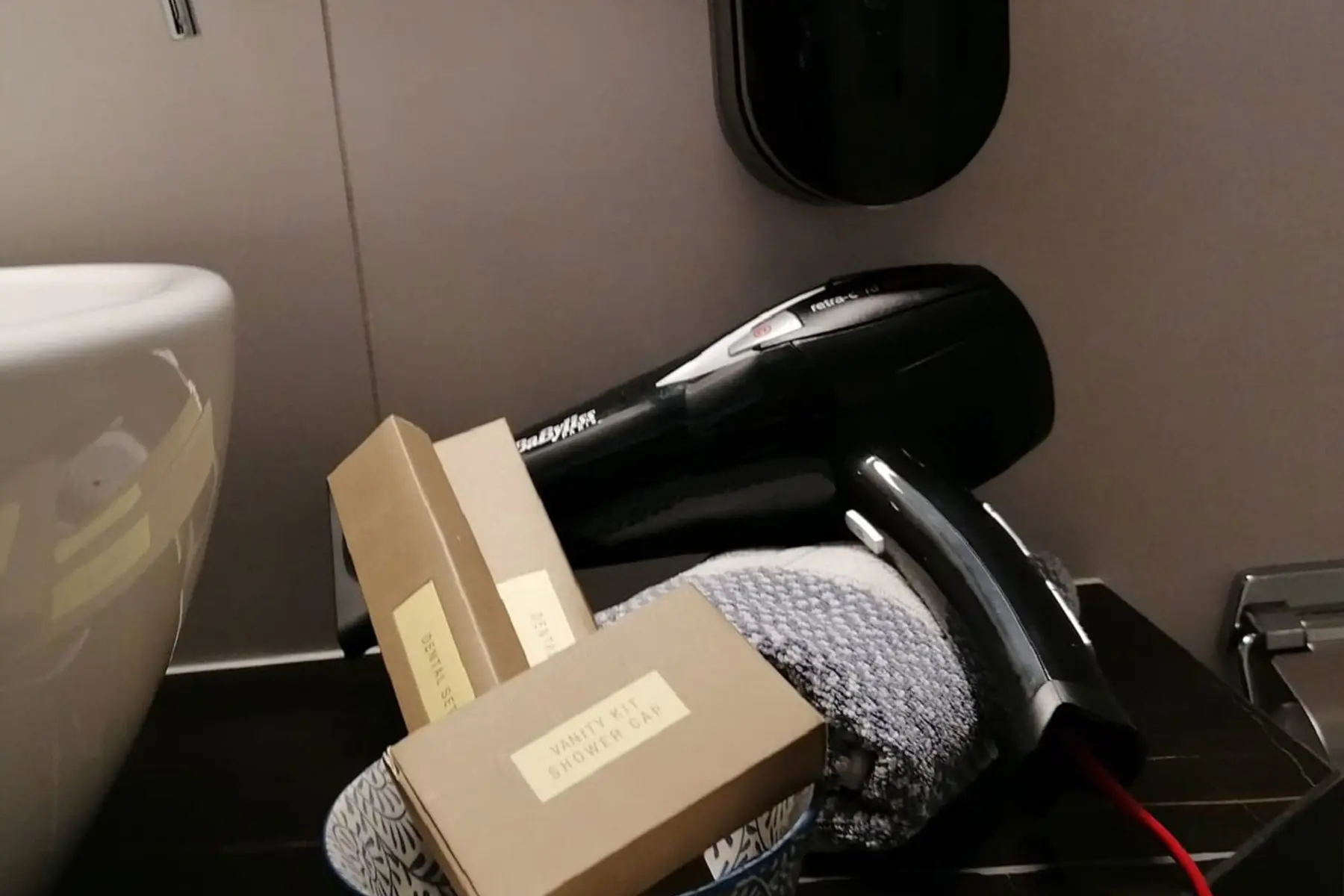 Alexis Hotel — ALEXIS