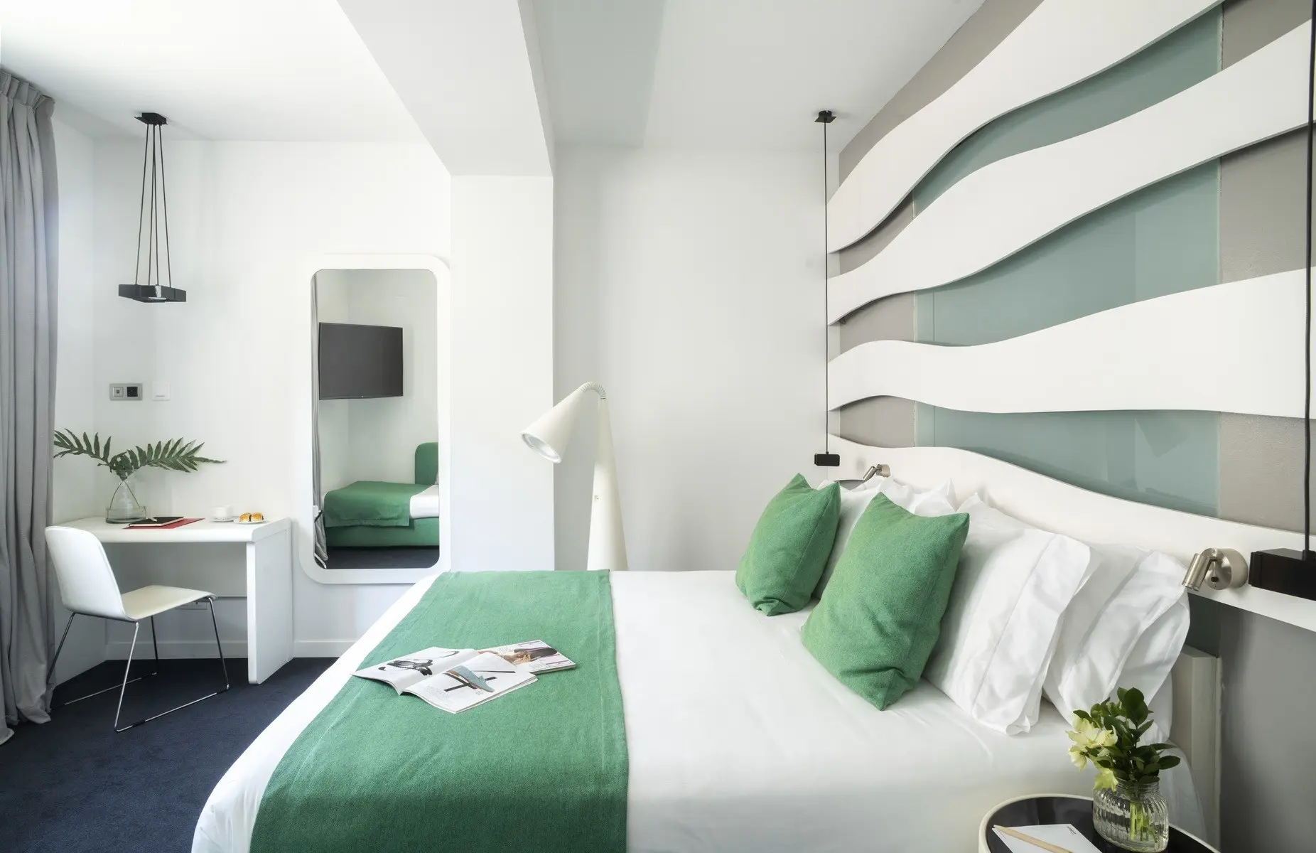 Allegro Barcelona — ALLEGRO BARCELONA