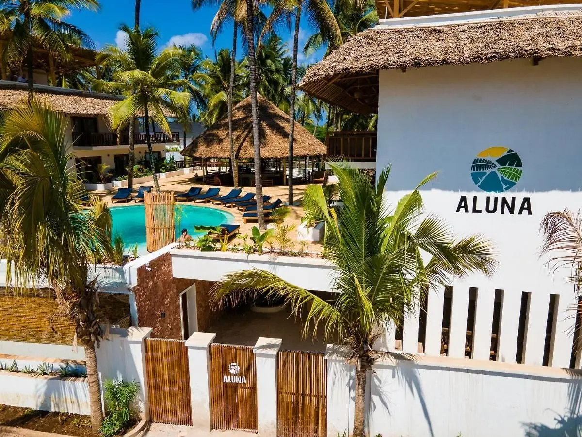 Aluna Paje — ALUNA PAJE