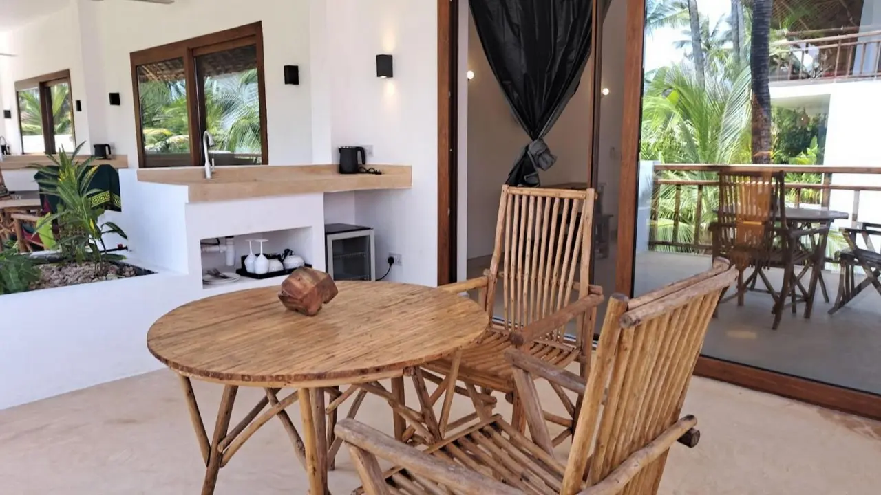 Aluna Paje — ALUNA PAJE