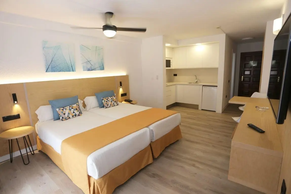 Andorra Apartments — ANDORRA APARTMENTS