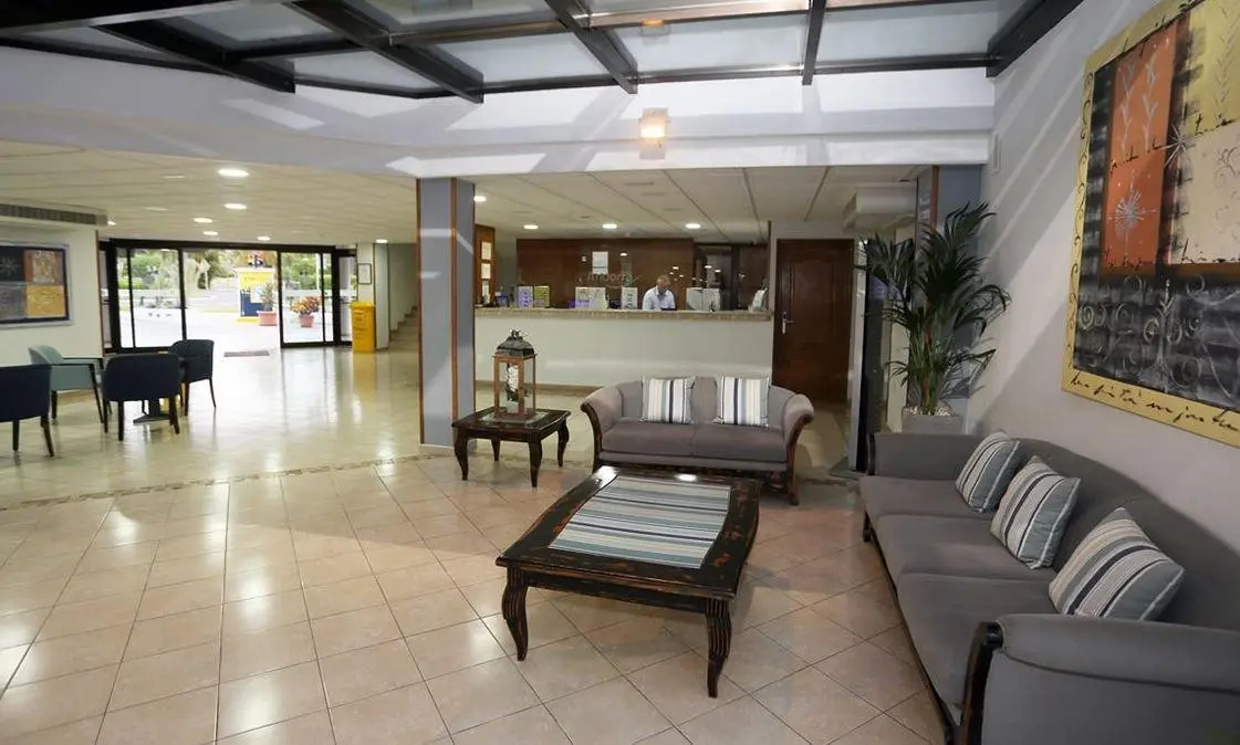 Andorra Apartments — ANDORRA APARTMENTS