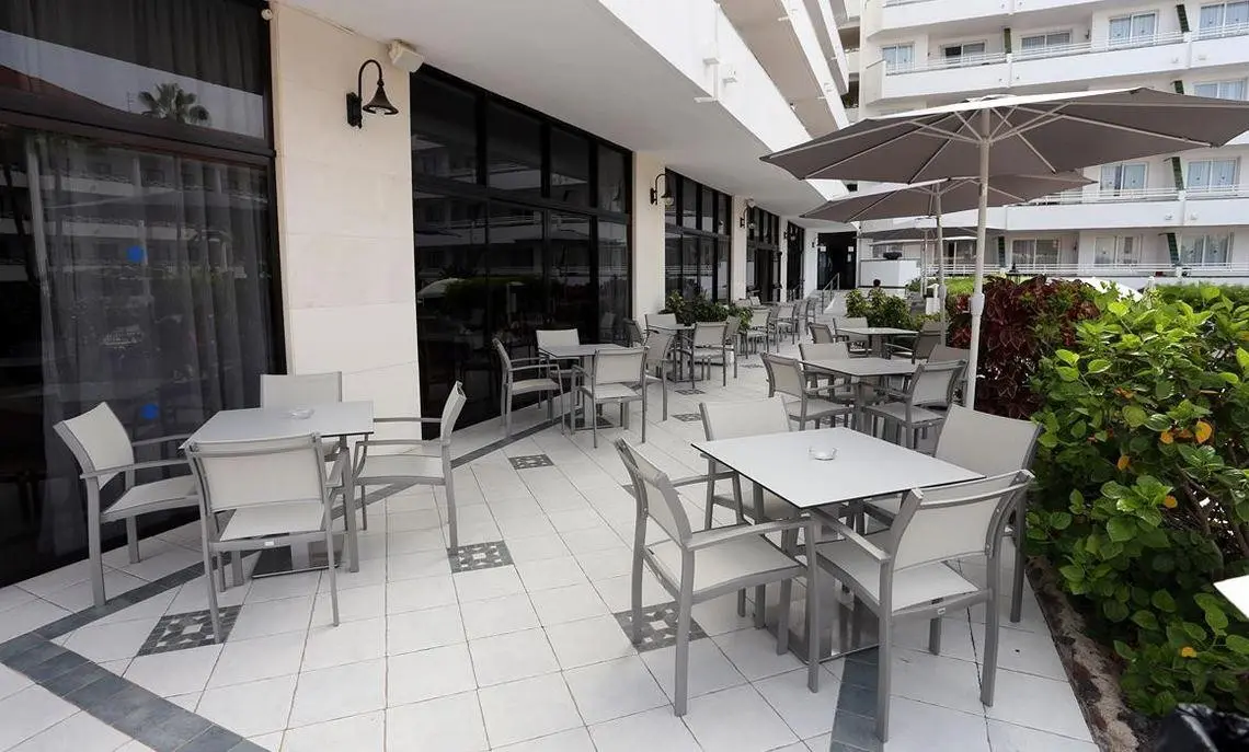 Andorra Apartments — ANDORRA APARTMENTS