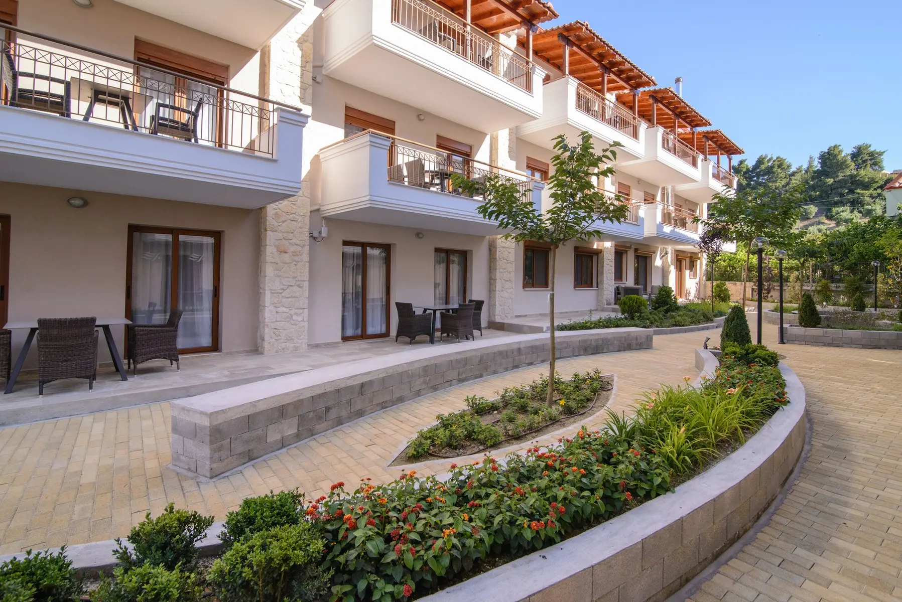 Hotel Apanemia by Flegra Hotels