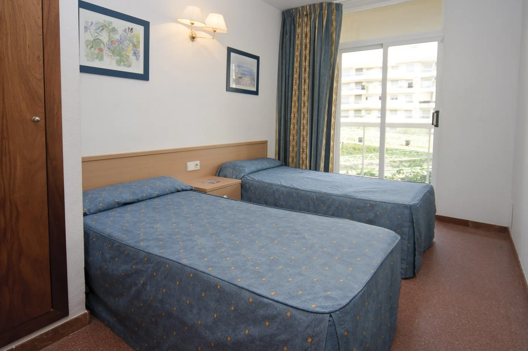 Aparthotel CYE Holiday centre — APARTHOTEL CYE HOLIDAY CENTRE