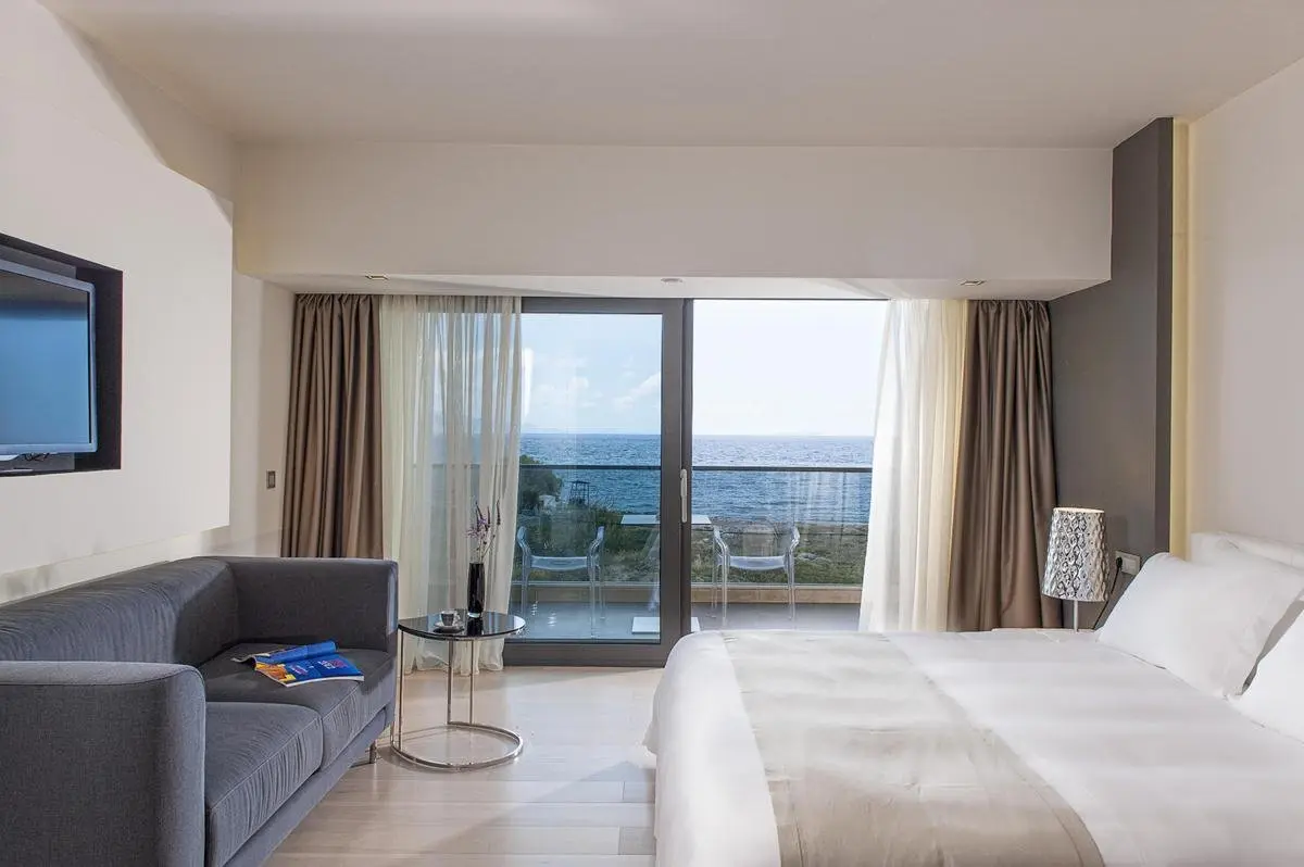 Basen w hotelu Aqua Blu Boutique Hotel and Spa