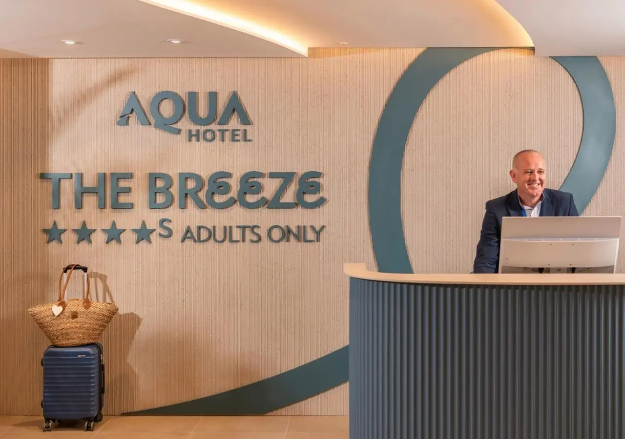 Aqua Hotel The Breeze — AQUA HOTEL THE BREEZE & SPA