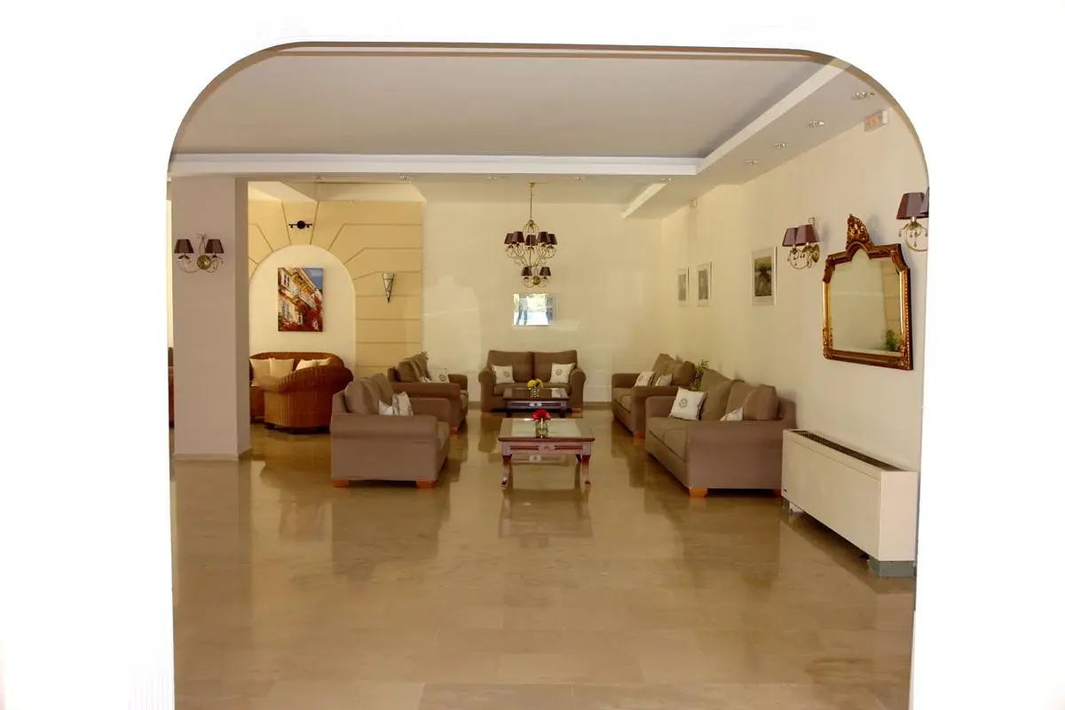 Art. Hotel Debono — ART HOTEL DEBONO