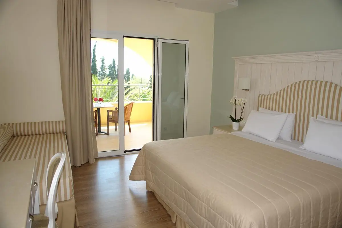 Art. Hotel Debono — ART HOTEL DEBONO