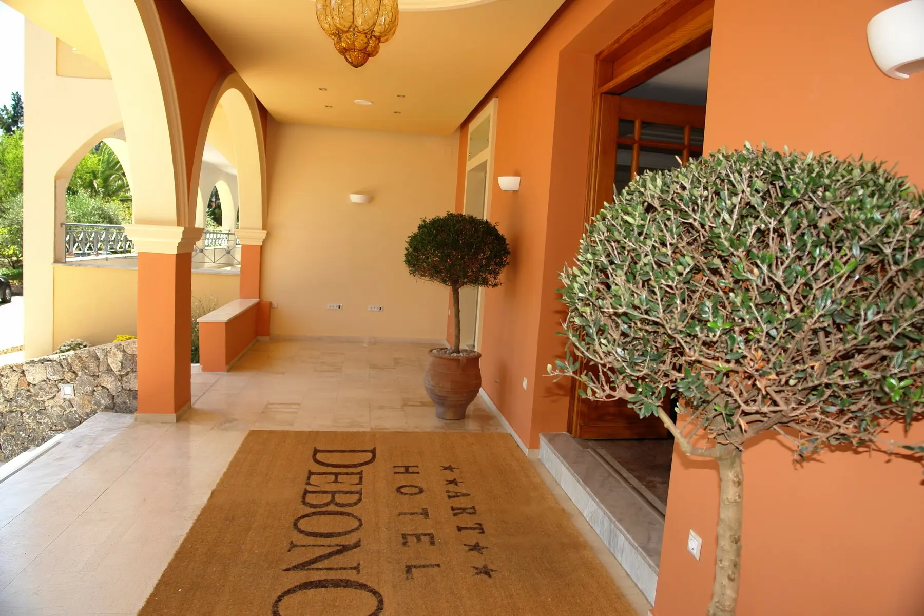 Art. Hotel Debono — ART HOTEL DEBONO