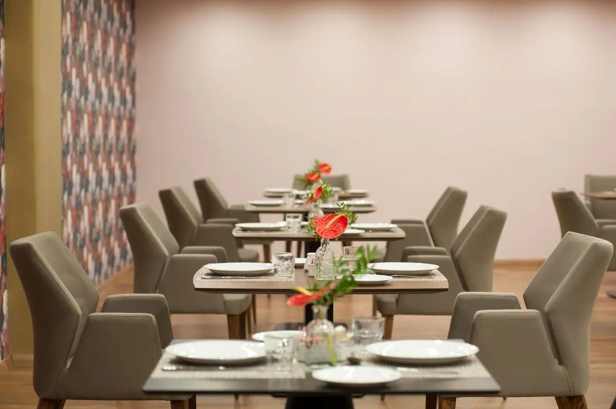 Athenaeum Smart Hotel — ATHENAEUM SMART HOTEL