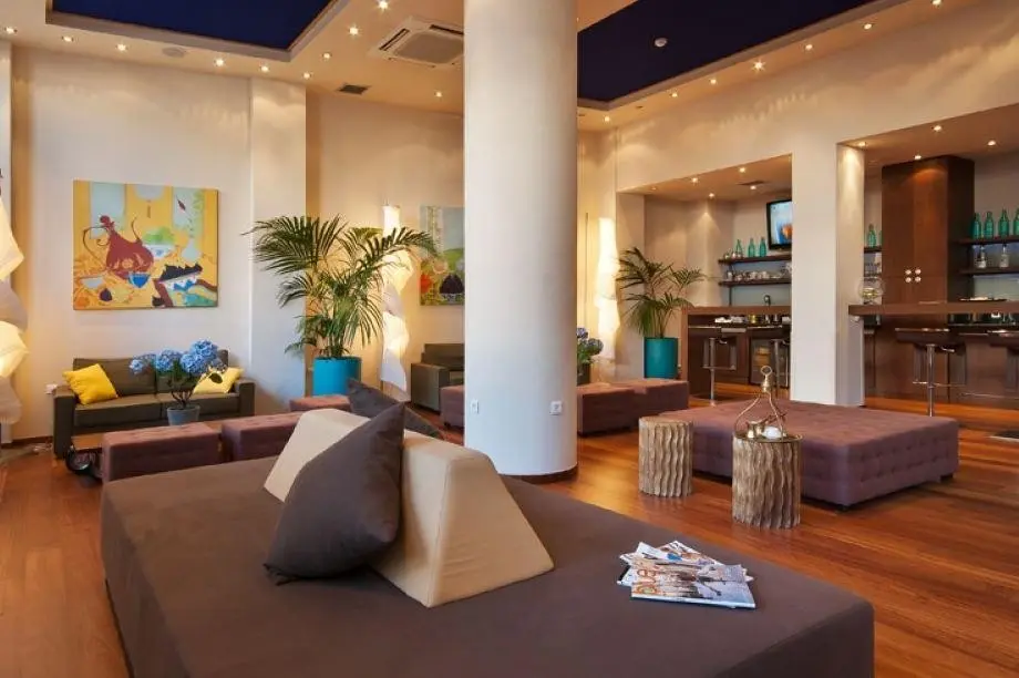 Athens Center Square — ATHENS CENTER SQUARE