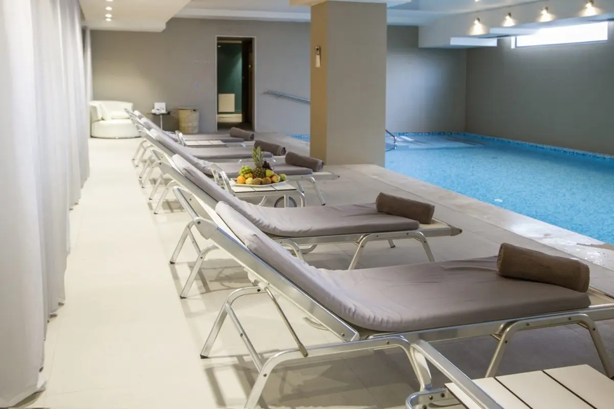 Atrium Hotel — ATRIUM