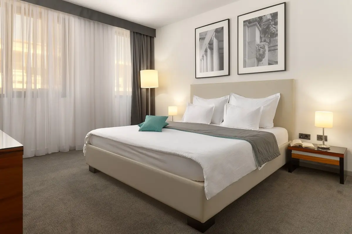 Atrium Hotel — ATRIUM