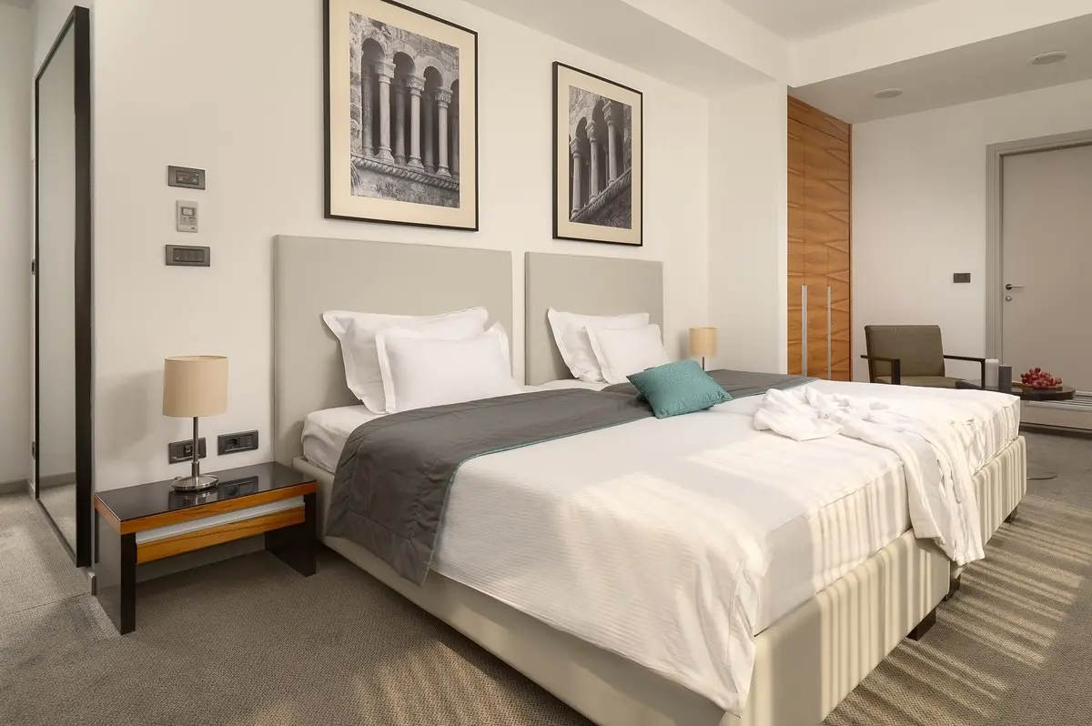 Atrium Hotel — ATRIUM