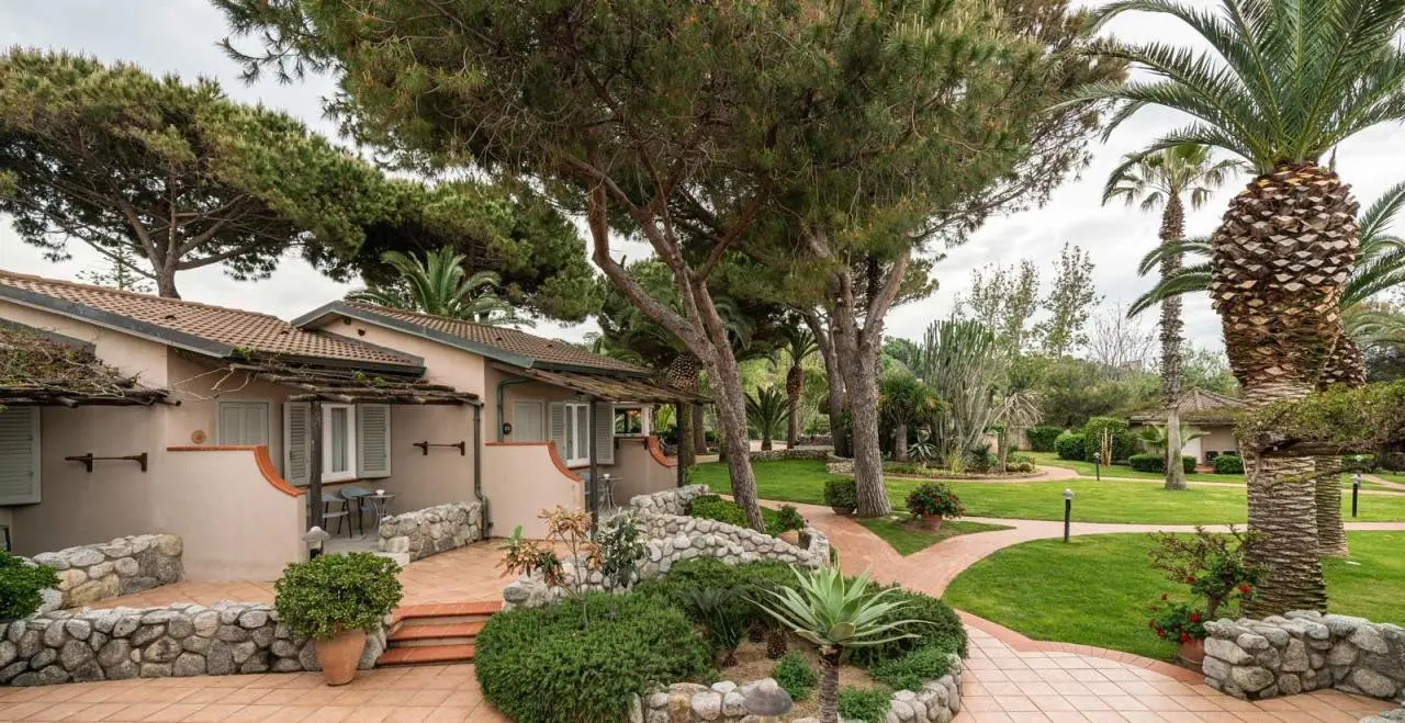 Baia Del Sole Resort — BAIA DEL SOLE RESORT