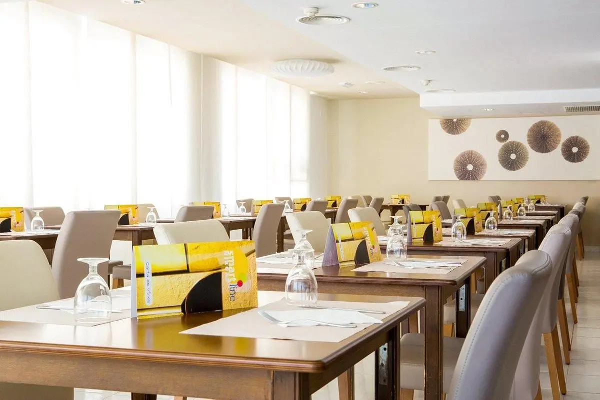 Brisa Marina Hotel — BRISA MARINA HOTEL